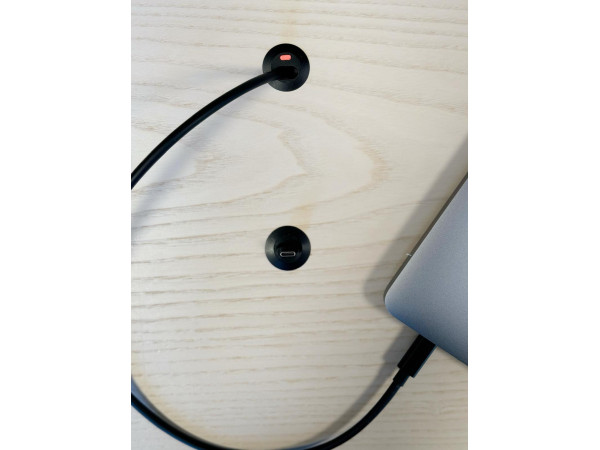 Ochno Socket, pull out, LED button,... Ochno Socket, pull out, LED button,...