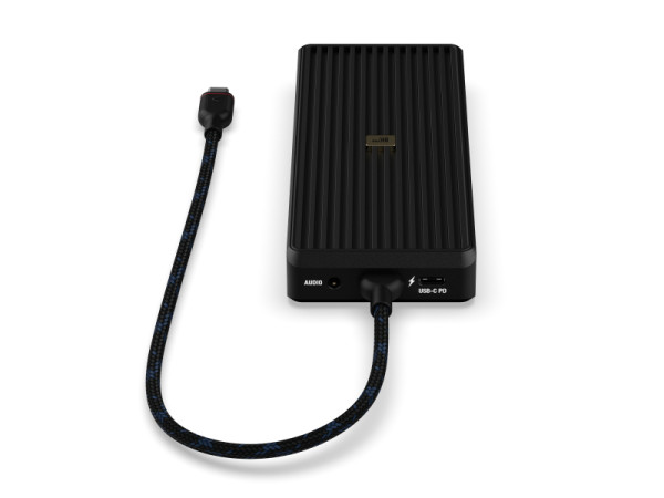 Unisynk 12 port USB-C Hub 8K 100W Black